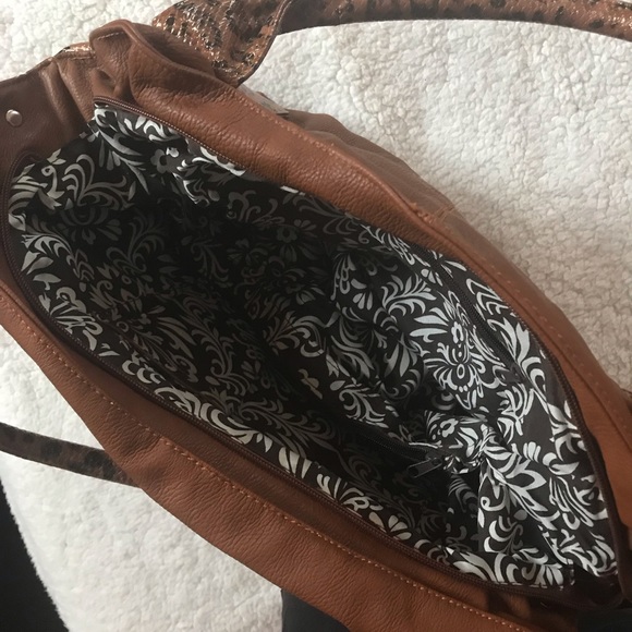 Leopard Print Vegan Leather Purse Bag With Glitter - Picture 4 of 7